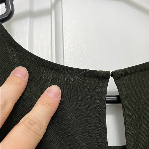Anne Klein Dark Green Stretchy Sheath Sleeveless Mini Dress - Size 4 - Picture 12 of 15